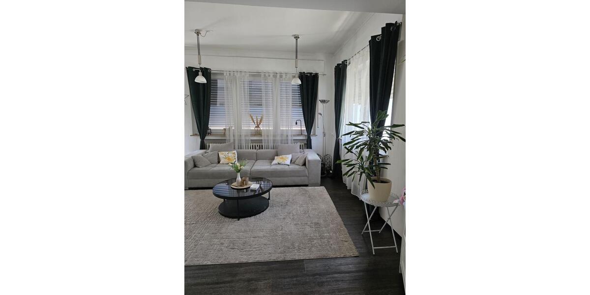 Erdgeschoßwohnung Bad Oeynhausen Rehme - 3 Zimmer, 100 m&sup2;, 1.045&euro; | Angebot:26705727