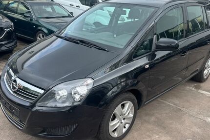 Opel Zafira 137.000 km 3.900 &euro; Detmold 32758