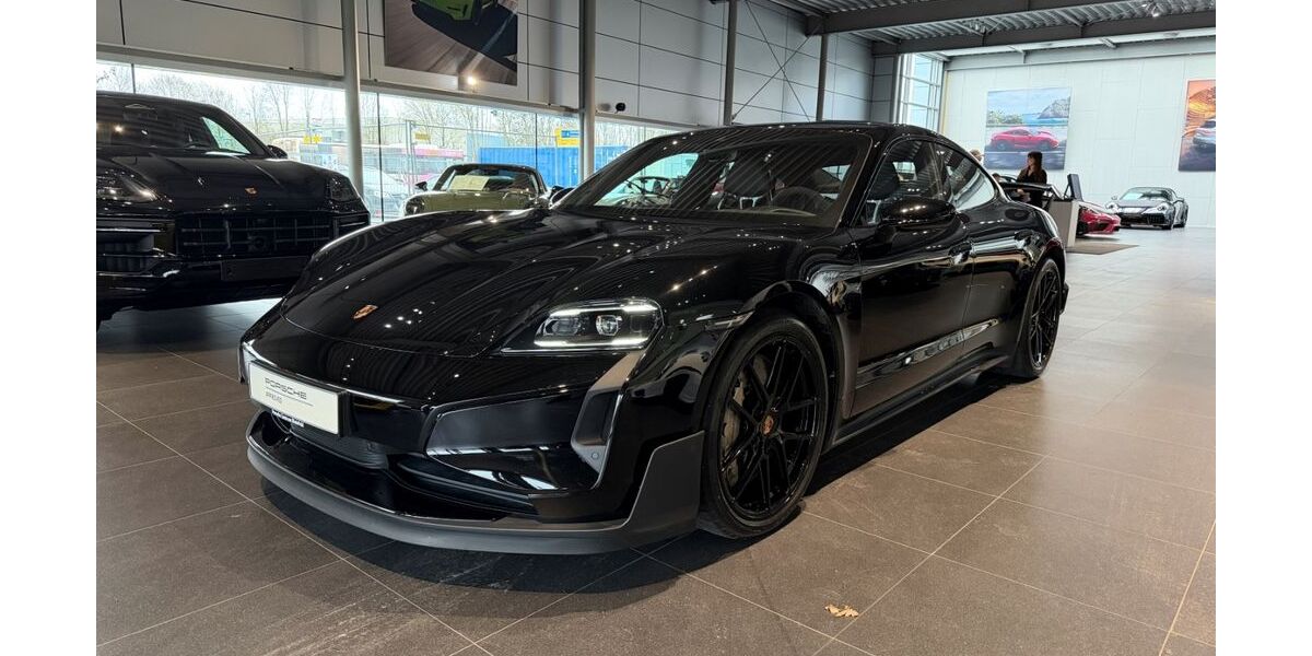 Porsche Taycan 3.581 km 169.900 &euro; Bielefeld 33719