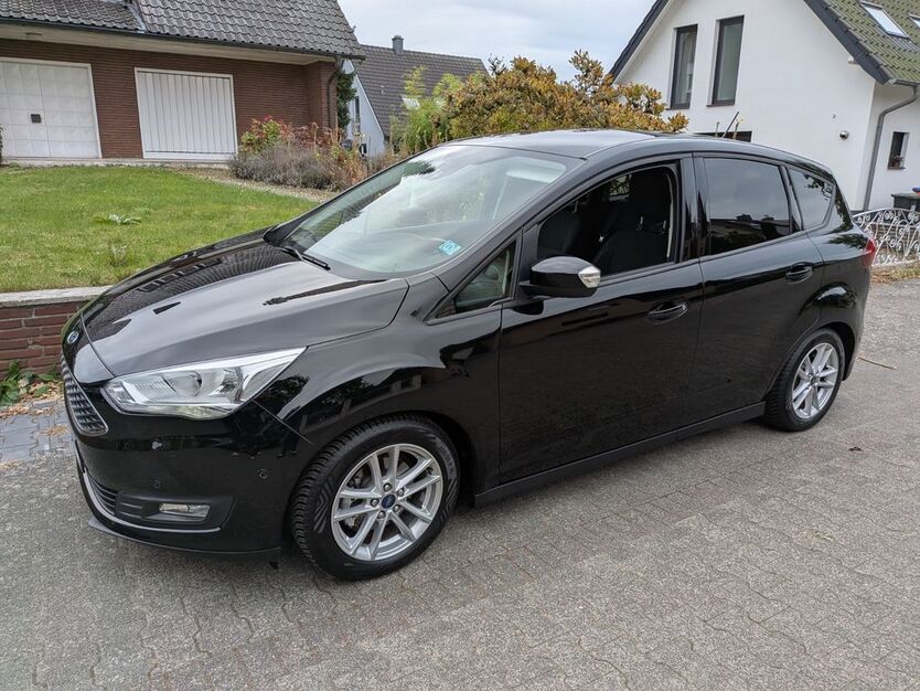 Ford C-Max 92.000 km 8.900 € Paderborn 33104