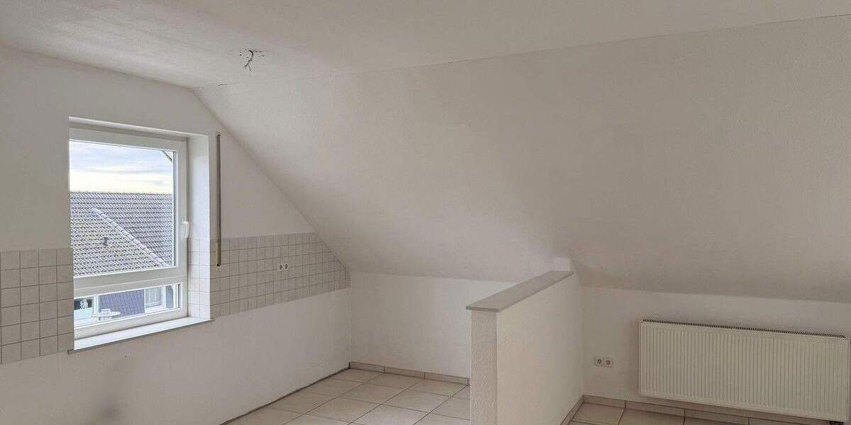 Etagenwohnung Schloß Holte-Stukenbrock Stukenbrock - 3 Zimmer, 82 m&sup2;, 255.000&euro; | Angebot:25756401