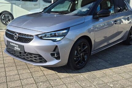 Opel Corsa 22.800 km 16.900 € Halle 33790