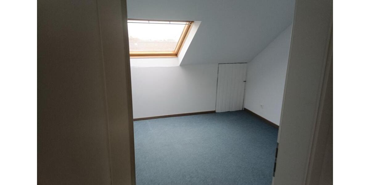 Etagenwohnung Detmold Hakedahl - 5 Zimmer, 116 m&sup2;, 142.000&euro; | Angebot:26897158