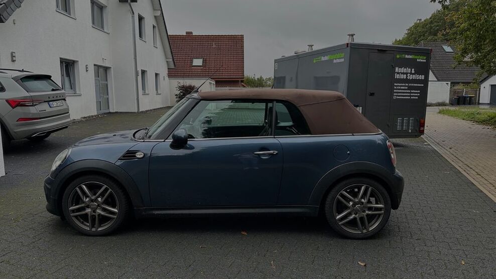 Mini Cooper D Cabrio 148.200 km 14.490 € Hiddenhausen 32120