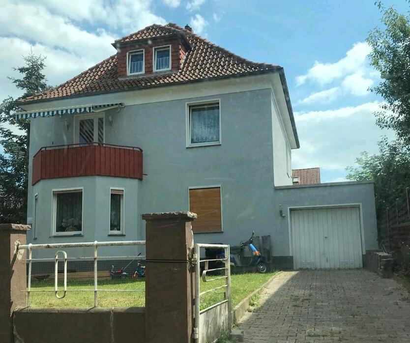 Zweifamilienhaus zu verkaufen