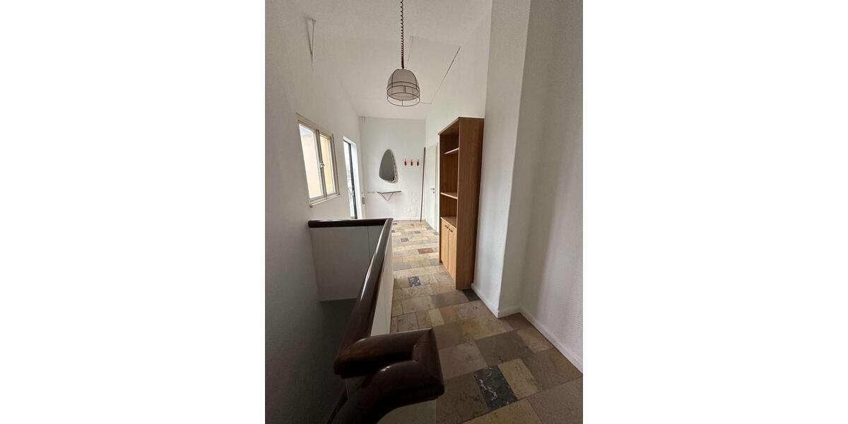 Etagenwohnung Herford - 3 Zimmer, 130 m&sup2;, 1.490&euro; | Angebot:26264817