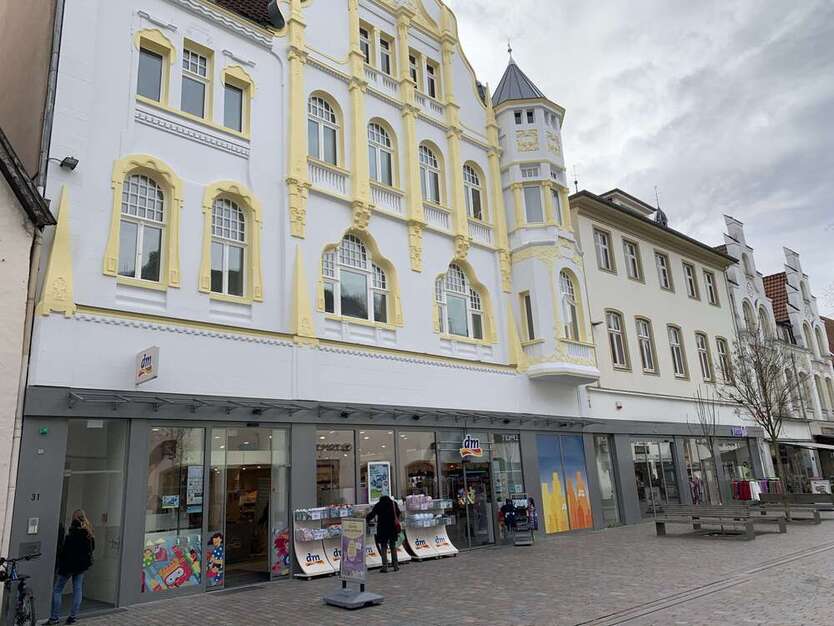 Einzelhandel in Lemgo 3.000 € 165.27 m²