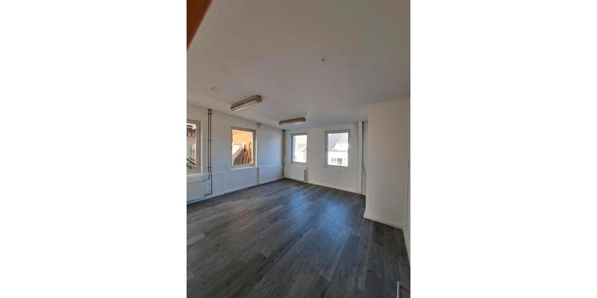 Gewerbeobjekt Bad Salzuflen Biemsen-Ahmsen - 670&euro; | Angebot:25305764