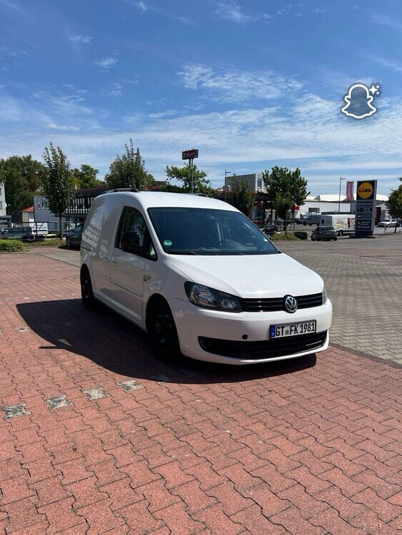 VW Caddy 337.290 km 5.100 € Bielefeld 33602