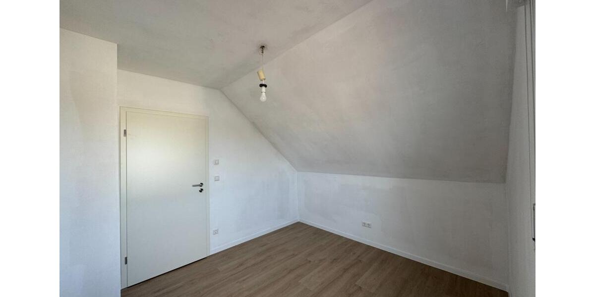 Dachgeschoßwohnung Gütersloh Avenwedde - 3.5 Zimmer, 78 m&sup2;, 780&euro; | Angebot:25384575