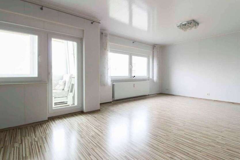 Wohnung zum Kaufen in Detmold 115.000 € 72.59 m²