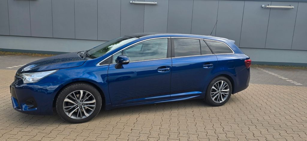 Toyota Avensis 115.000 km 12.500 &euro; Spenge 32139
