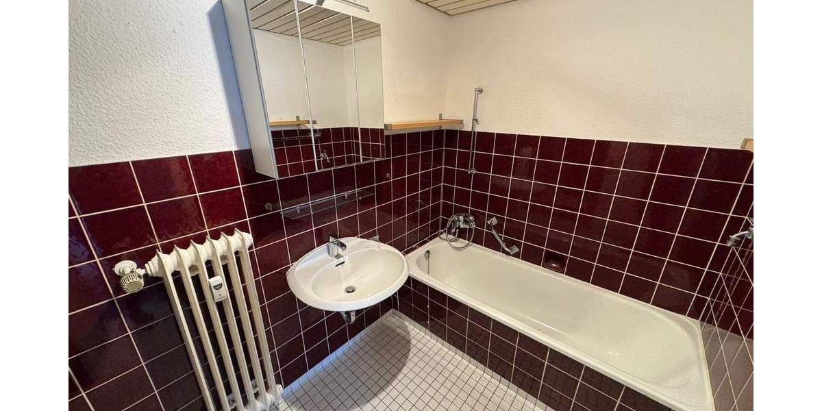 Etagenwohnung Bielefeld / Hillegossen Hillegossen - 4 Zimmer, 96 m&sup2;, 145.000&euro; | Angebot:25745944