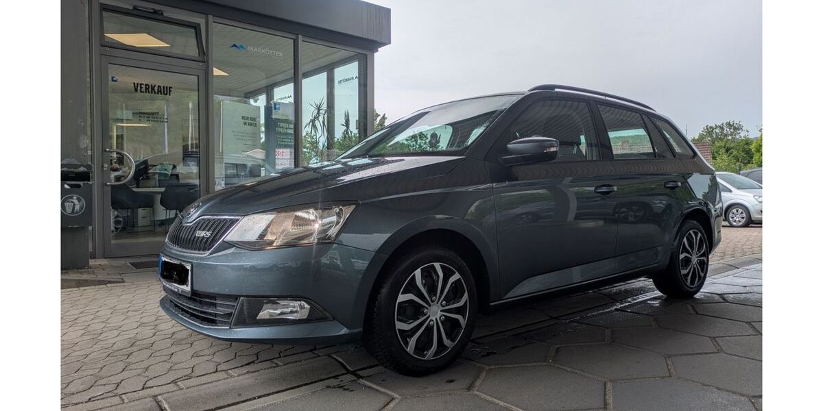 Skoda Fabia 57.000 km 10.990 &euro; Bielefeld 33647