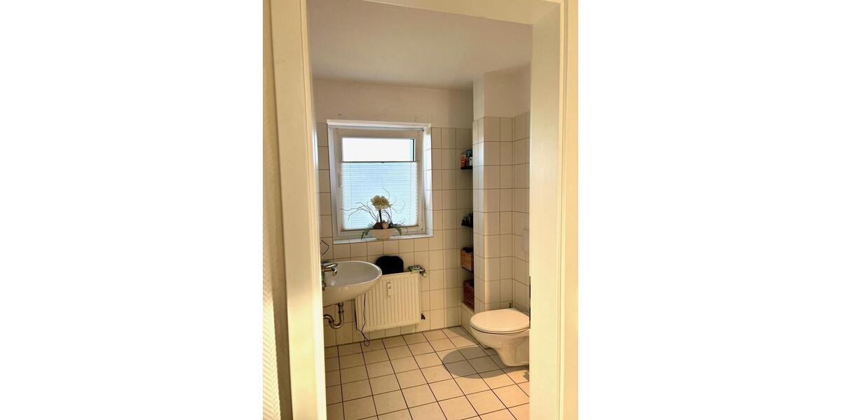 Dachgeschoßwohnung Detmold Hakedahl - 2.5 Zimmer, 75 m&sup2;, 189.000&euro; | Angebot:27038008
