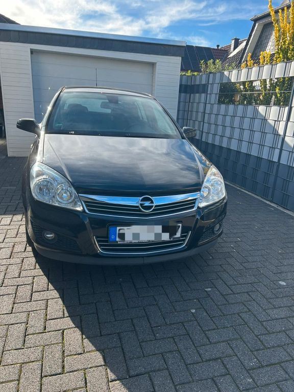 Opel Astra 146.000 km 2.890 € Verl 33415
