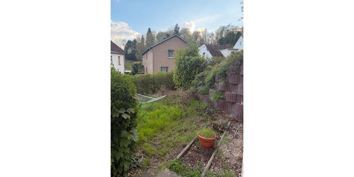 Einfamilienhaus Vlotho - 5 Zimmer, 500 m&sup2;, 340.000&euro; | Angebot:26186485