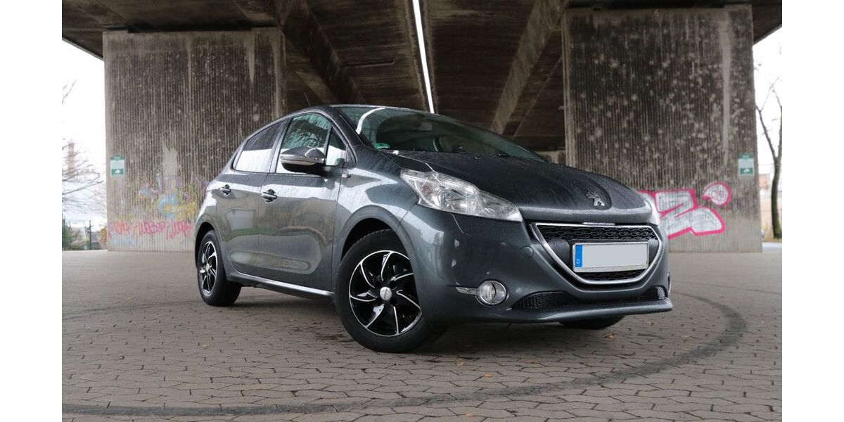Peugeot 208 80.380 km 6.200 &euro; Bielefeld 33649