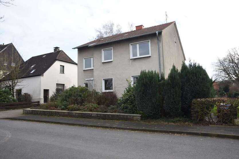 Haus zum Kaufen in Spenge 238.500 € 191.3 m²