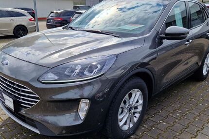 Ford Kuga 13.121 km 28.995 € Rheda-Wiedenbrück 33378