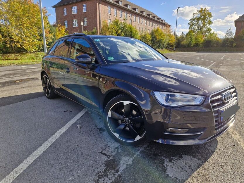 Audi A3 181.000 km 12.499 € Bielefeld 33604
