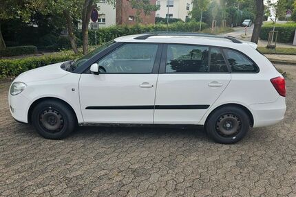 Skoda Fabia 256.572 km 1.850 &euro; Löhne 32584