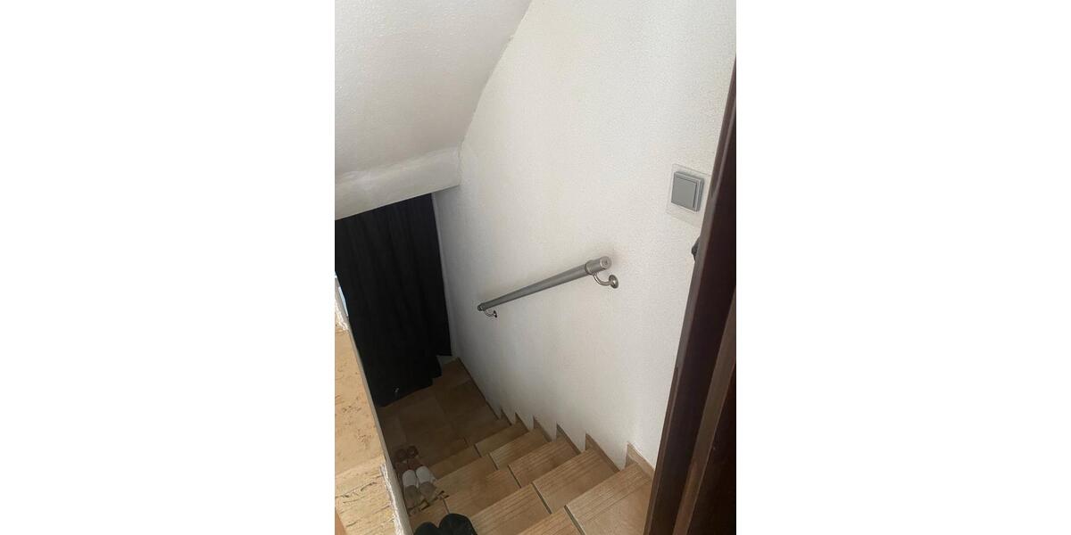 Reihenhaus Detmold - 8 Zimmer, 420.000&euro; | Angebot:23167919