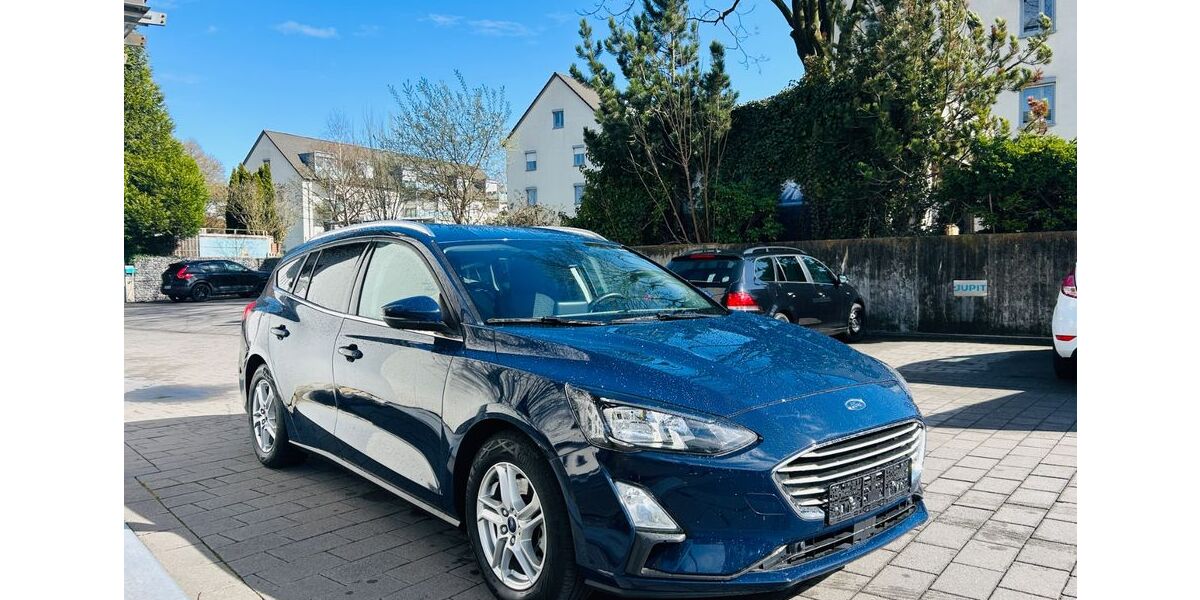 Ford Focus 36.000 km 17.900 &euro; Bielefeld 33647