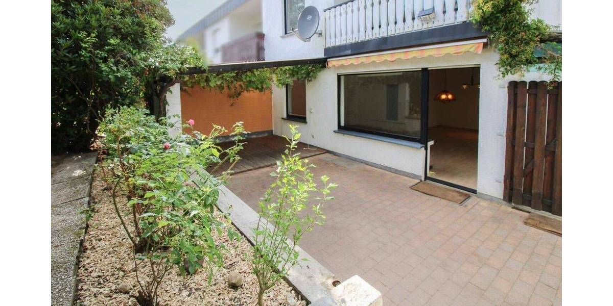 Preiswert & für die Familie: Reiheneckhaus mit Gartenoase & Garage oberhalb vom Ortskern 4 zimmer