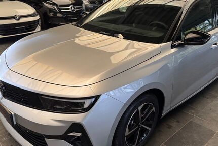 Opel Astra 6.250 km 21.999 € Versmold 33775