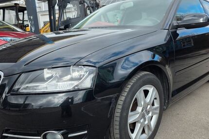 Audi A3 118.000 km 3.350 &euro; Lemgo 32657