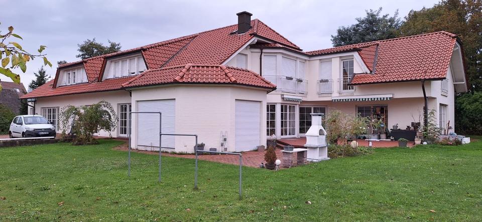 Einfamilienhaus Hilter am Teutoburger Wald - 14 Zimmer, 500 m&sup2;, 810.000&euro; | Angebot:25173979