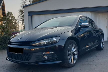 VW Scirocco 151.000 km 11.998 € Bielefeld 33689