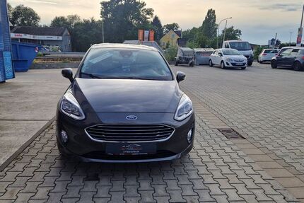 Ford Fiesta 99.859 km 11.999 € Paderborn 33104