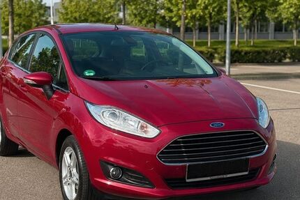 Ford Fiesta 120.089 km 5.900 &euro; Melle 49324