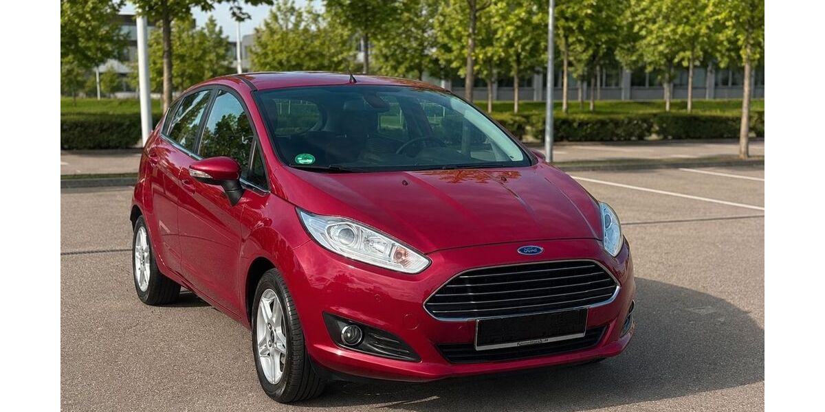 Ford Fiesta 120.089 km 5.900 &euro; Melle 49324