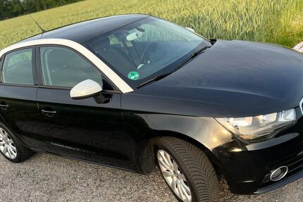 Audi A1 110.000 km 7.500 &euro; Versmold 33775