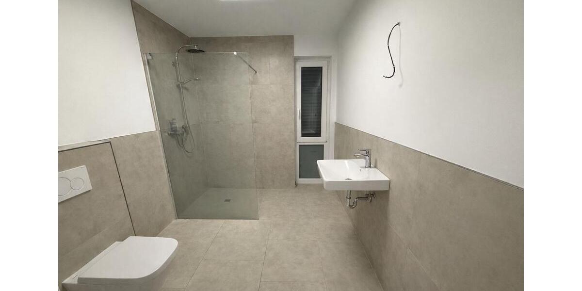 Einfamilienhaus Gütersloh Isselhorst - 2 Zimmer, 96 m&sup2;, 1.350&euro; | Angebot:24594559