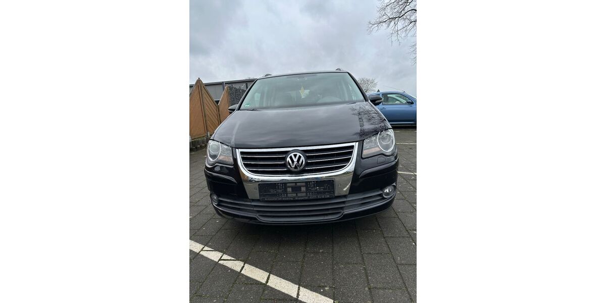 VW Touran 220.000 km 4.500 &euro; Versmold 33775