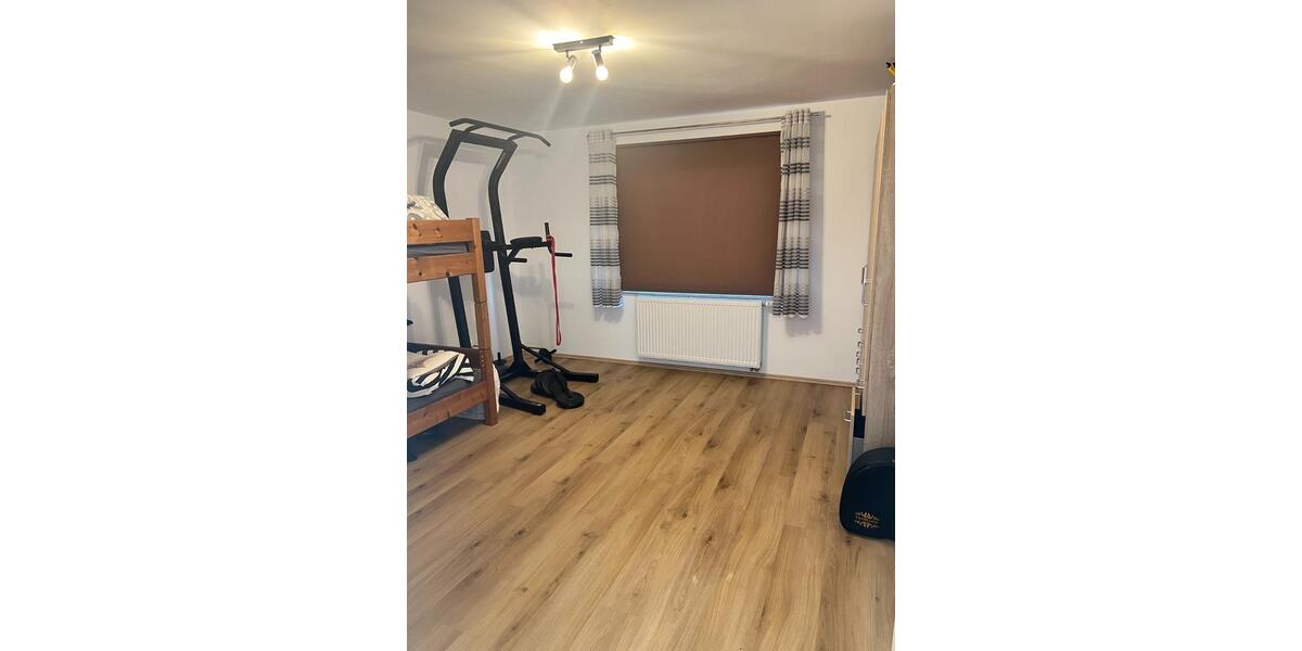 Einfamilienhaus Bielefeld Sennestadt - 8 Zimmer, 200 m&sup2;, 450.000&euro; | Angebot:25626644