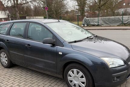 Ford Focus 149.000 km 2.900 &euro; Detmold 32758