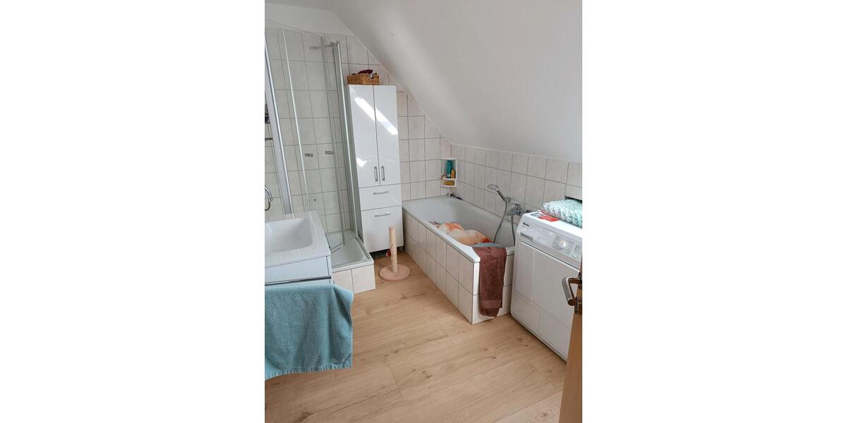 Dachgeschoßwohnung Bad Oeynhausen - 2 Zimmer, 70 m&sup2;, 600&euro; | Angebot:26414610