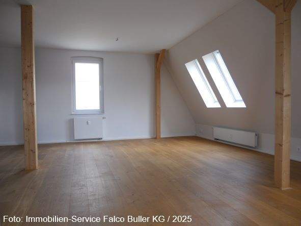 Etagenwohnung Bad Oeynhausen Innenstadt - 2 Zimmer, 122 m&sup2;, 255.000&euro; | Angebot:25733602