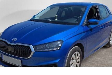 Skoda Fabia 23.647 km 13.810 &euro; Detmold 32756