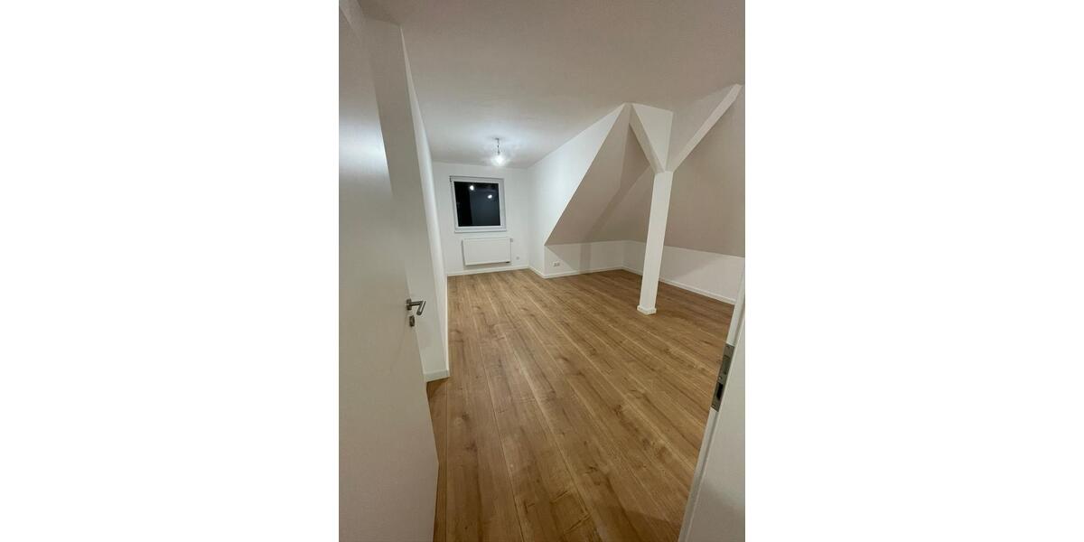 Maisonettenwohnung Löhne - 4 Zimmer, 105 m&sup2;, 1.050&euro; | Angebot:25714505