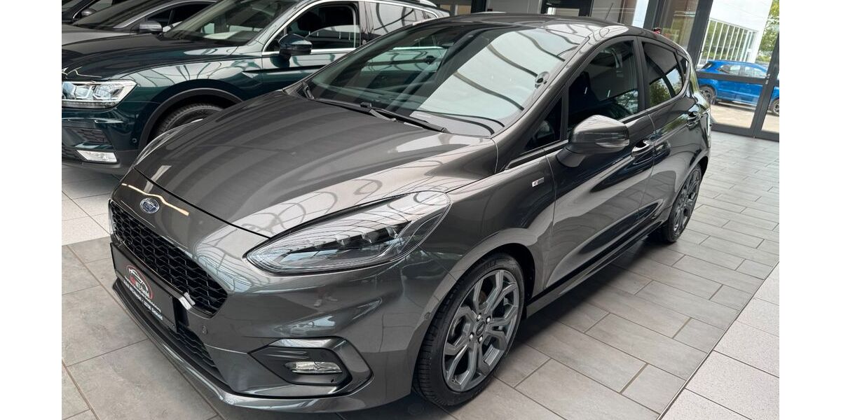 Ford Fiesta 31.000 km 15.900 &euro; Detmold 32758