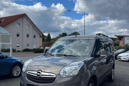 Opel Combo 163.000 km 5.490 &euro; Detmold 32760