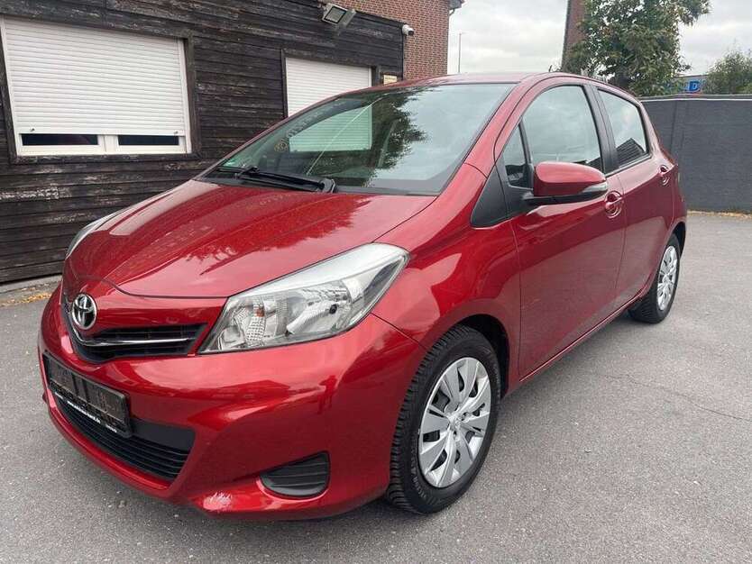 Toyota Yaris 62.750 km 7.390 € Rheda-Wiedenbrück 33378