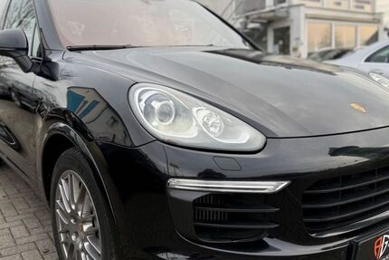 Porsche Cayenne 267.000 km 28.499 &euro; Bielefeld 33659