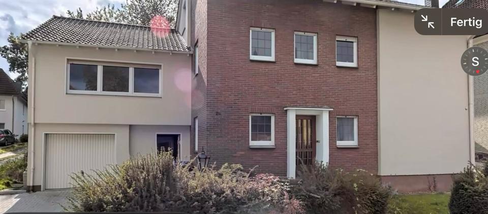 Einfamilienhaus Bad Oeynhausen - 8 Zimmer, 324 m&sup2;, 349.000&euro; | Angebot:26940604